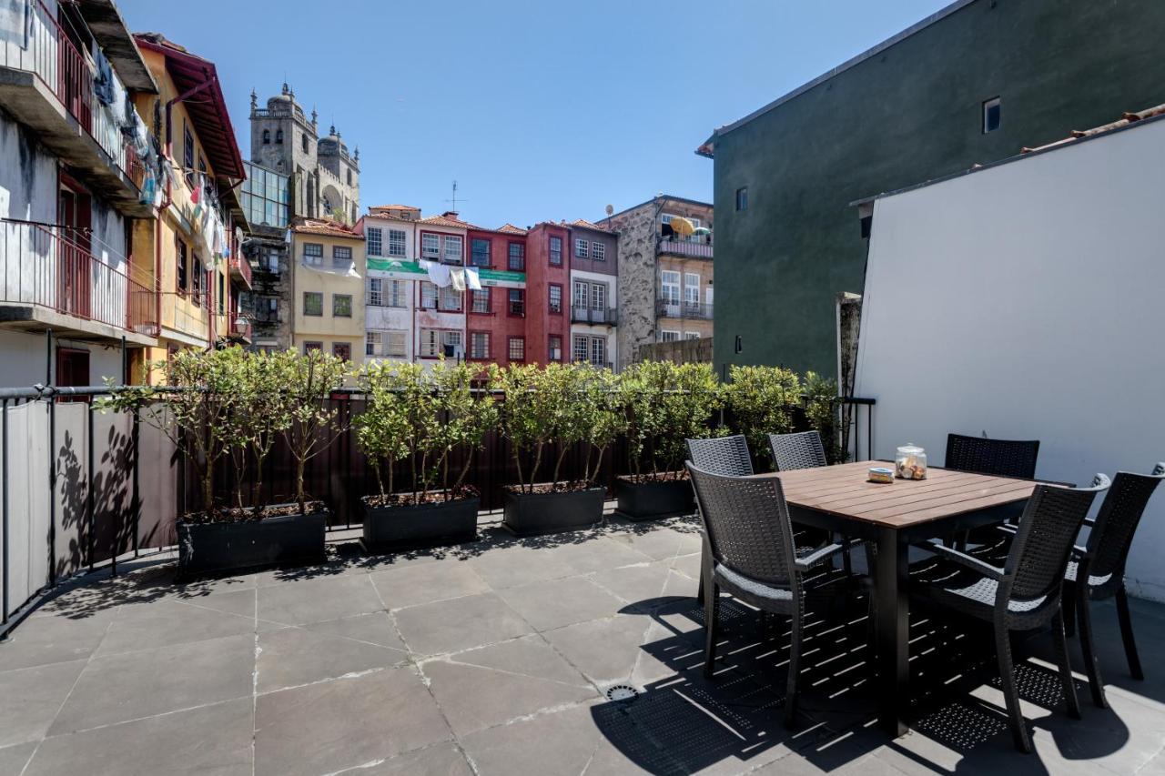 Apartamento Mouzinho 244 - &